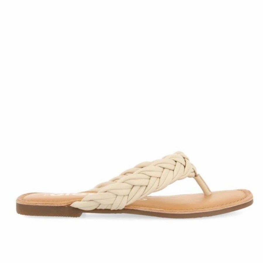 * Gioseppo Bicas Off-White Sandals Sandals