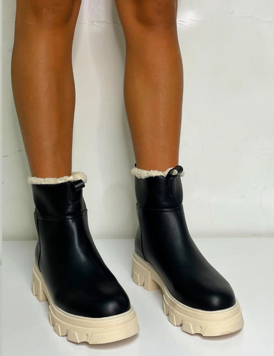 * Public Desire Chili Black Pu Boots