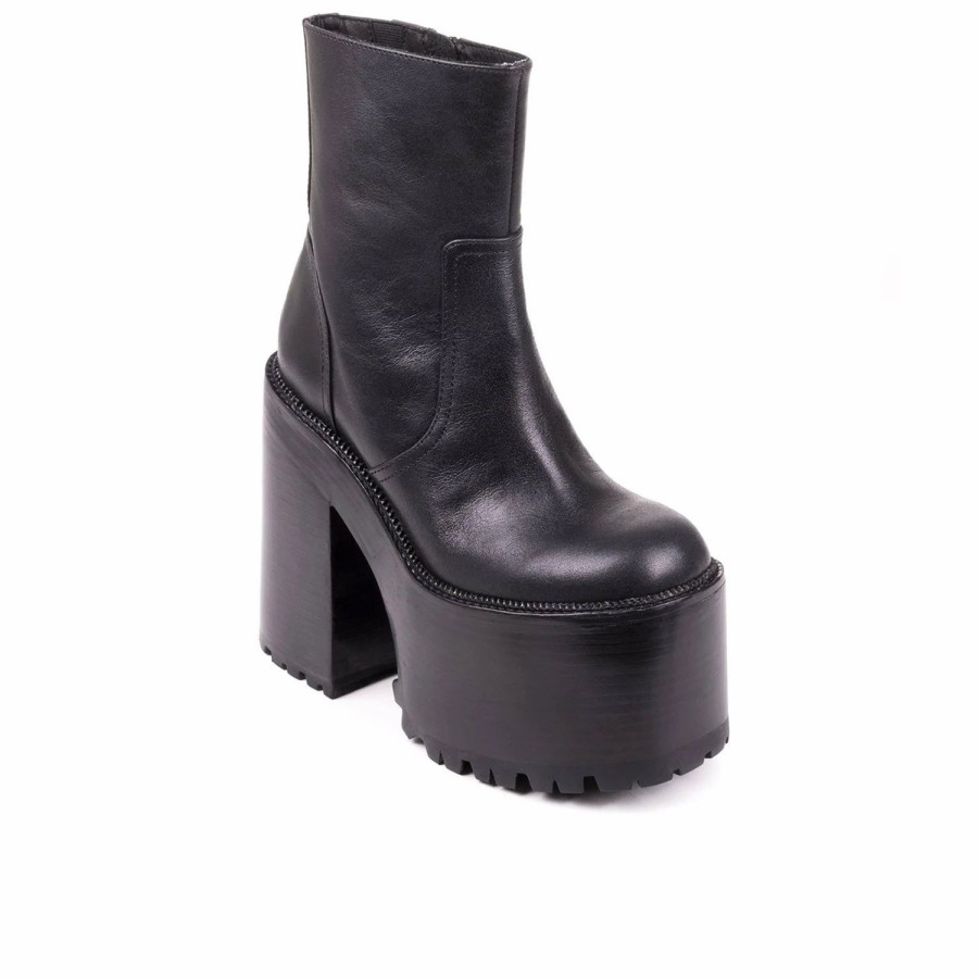 * Jeffrey Campbell Deadz Calf Black Boots