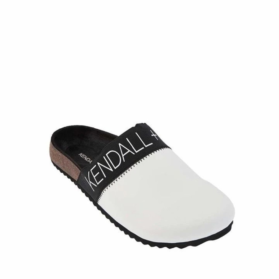 * Kendall + Kylie Kendall+Kylie Shampoo White Flats Flats