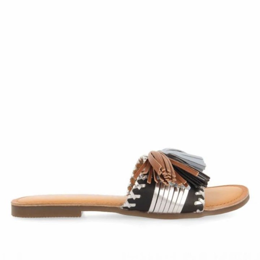 * Gioseppo Choisel Black Sandals Sandals