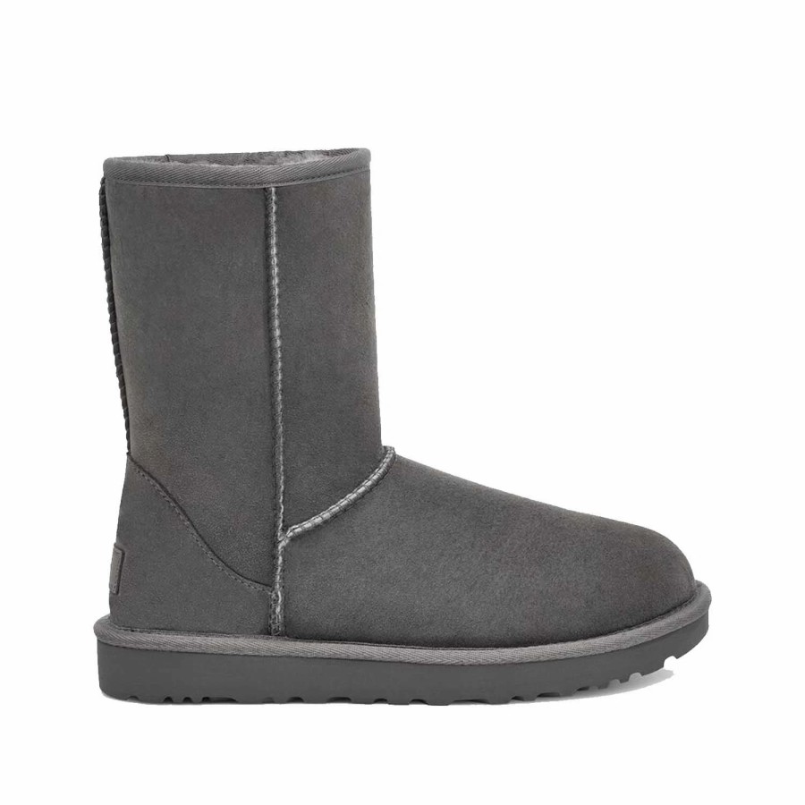 * Ugg Classic Short Grey Boots